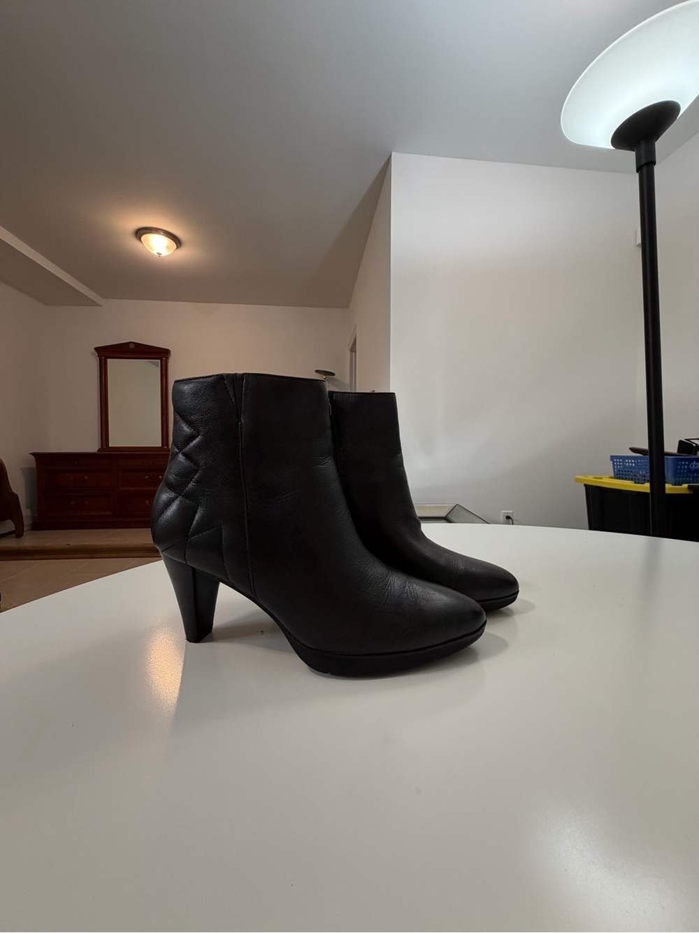 Ecco Black Leather Mid-Heel Ankle Boots
